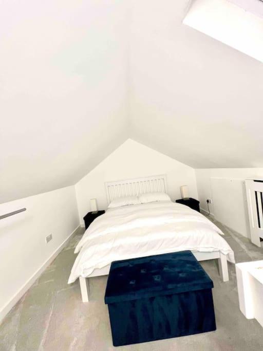 Villa Recently Renovated,Modern House. Train Station à North Mymms Extérieur photo